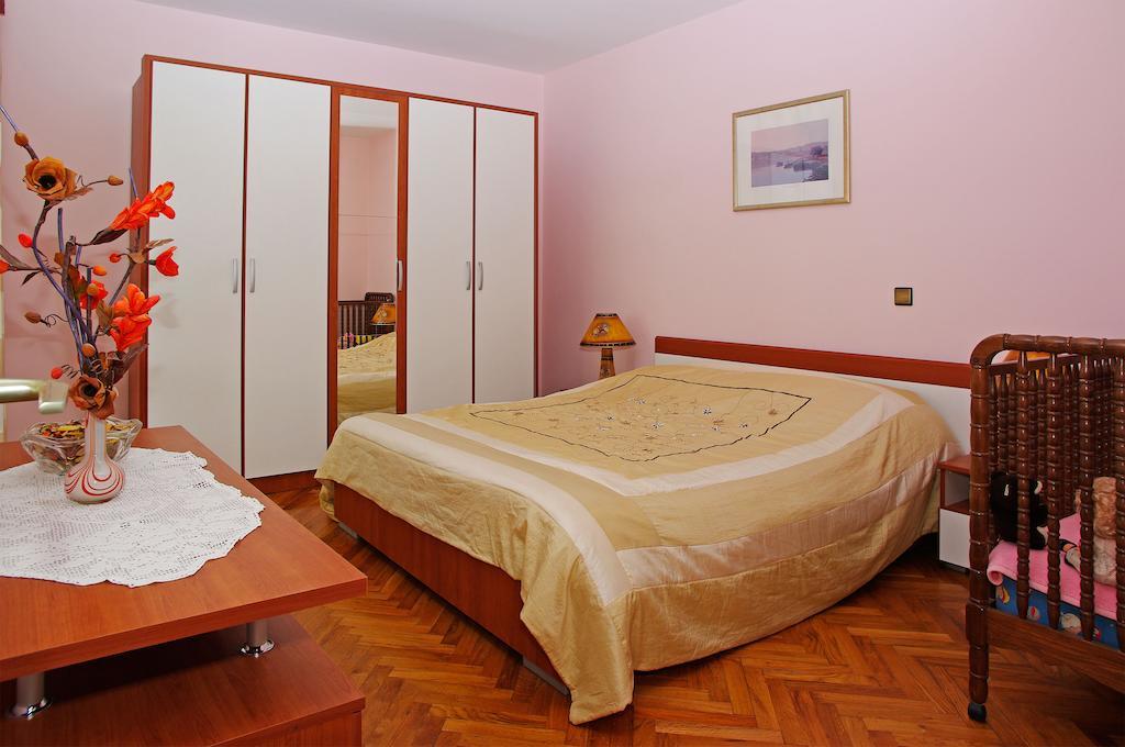 Apartments Julija Vela Luka Szoba fotó
