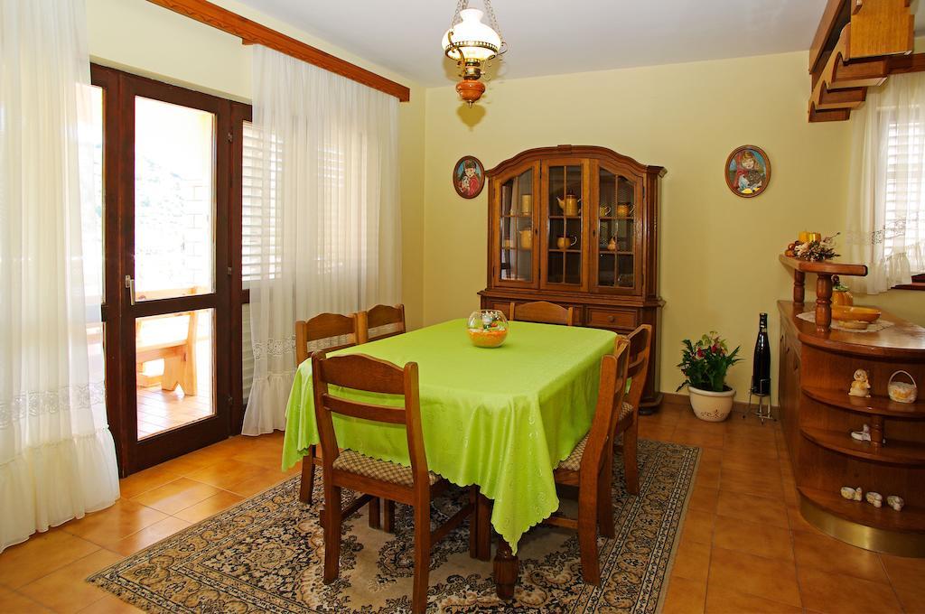 Apartments Julija Vela Luka Szoba fotó